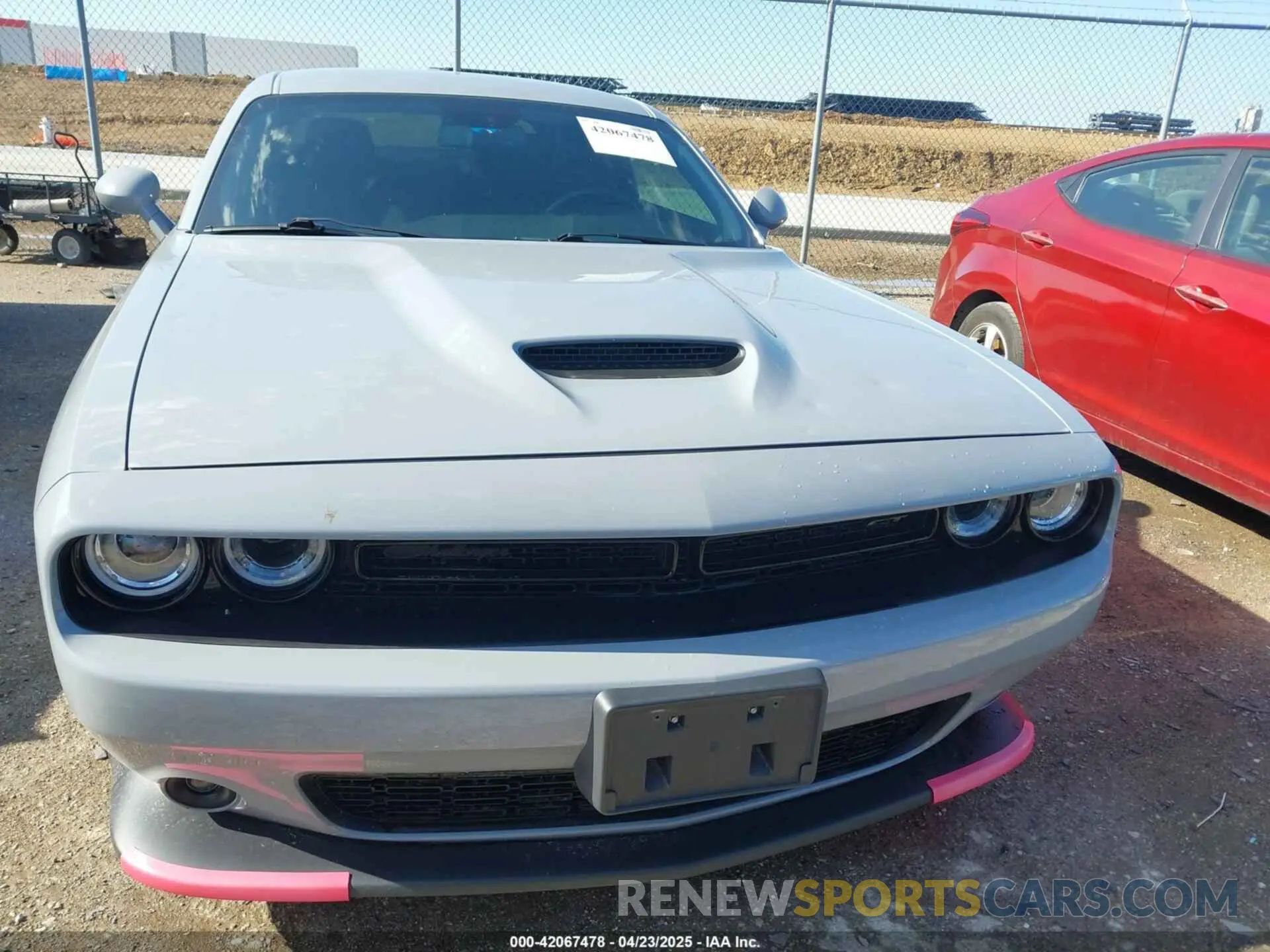 12 Photograph of a damaged car 2C3CDZJG5NH171660 DODGE CHALLENGER 2022