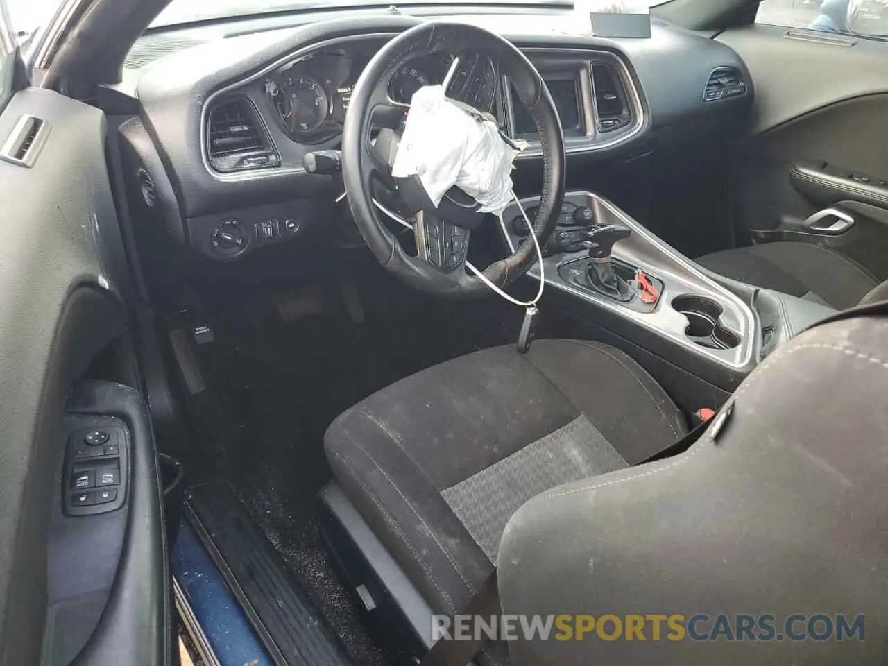 8 Photograph of a damaged car 2C3CDZJG5NH218606 DODGE CHALLENGER 2022