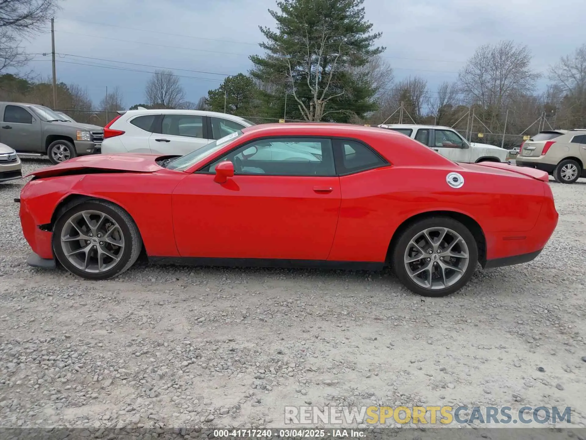 13 Photograph of a damaged car 2C3CDZJG5NH226611 DODGE CHALLENGER 2022