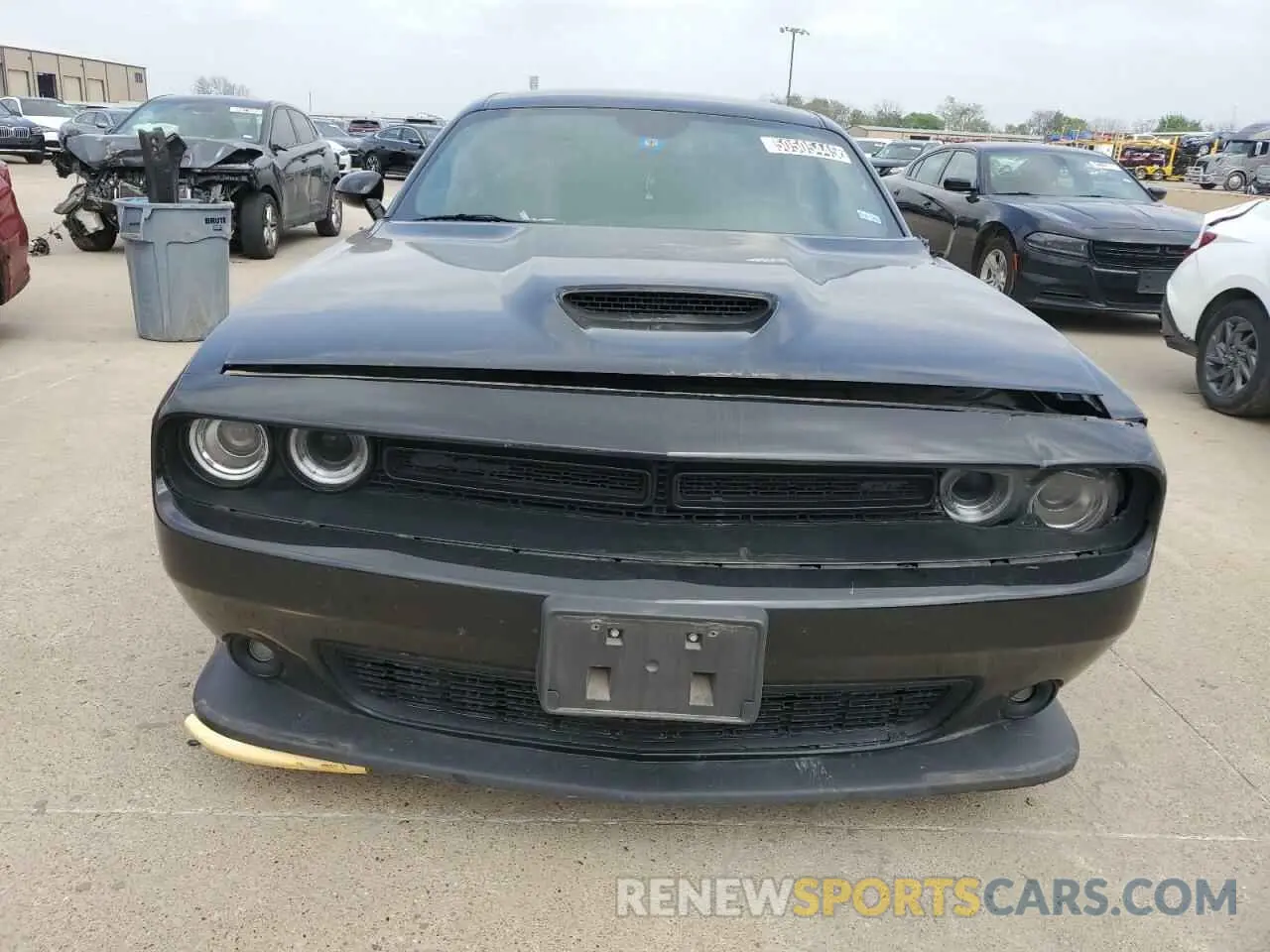 5 Photograph of a damaged car 2C3CDZJG6NH109488 DODGE CHALLENGER 2022