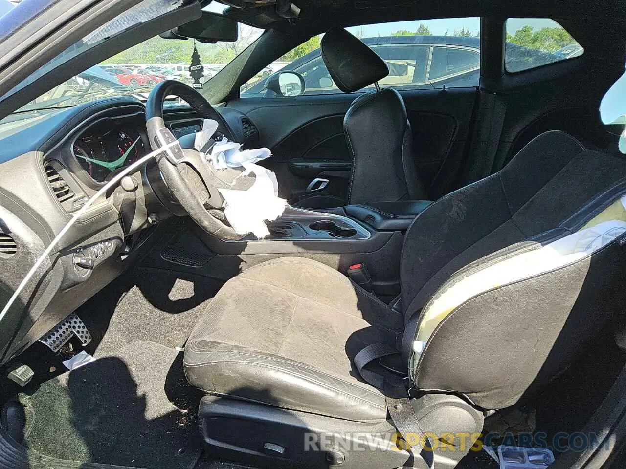 7 Photograph of a damaged car 2C3CDZJG6NH109488 DODGE CHALLENGER 2022