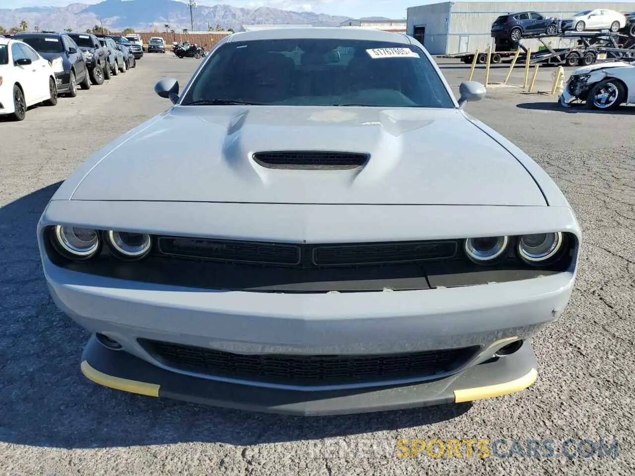 5 Photograph of a damaged car 2C3CDZJG9NH218544 DODGE CHALLENGER 2022