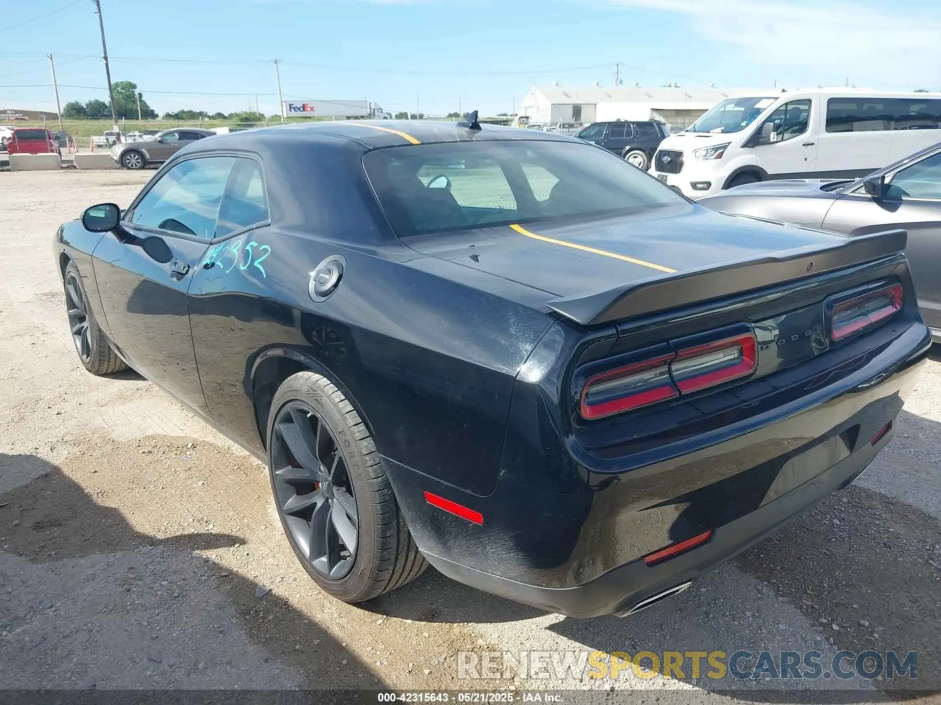 3 Фотография поврежденного автомобиля 2C3CDZJGXNH242352 DODGE CHALLENGER 2022