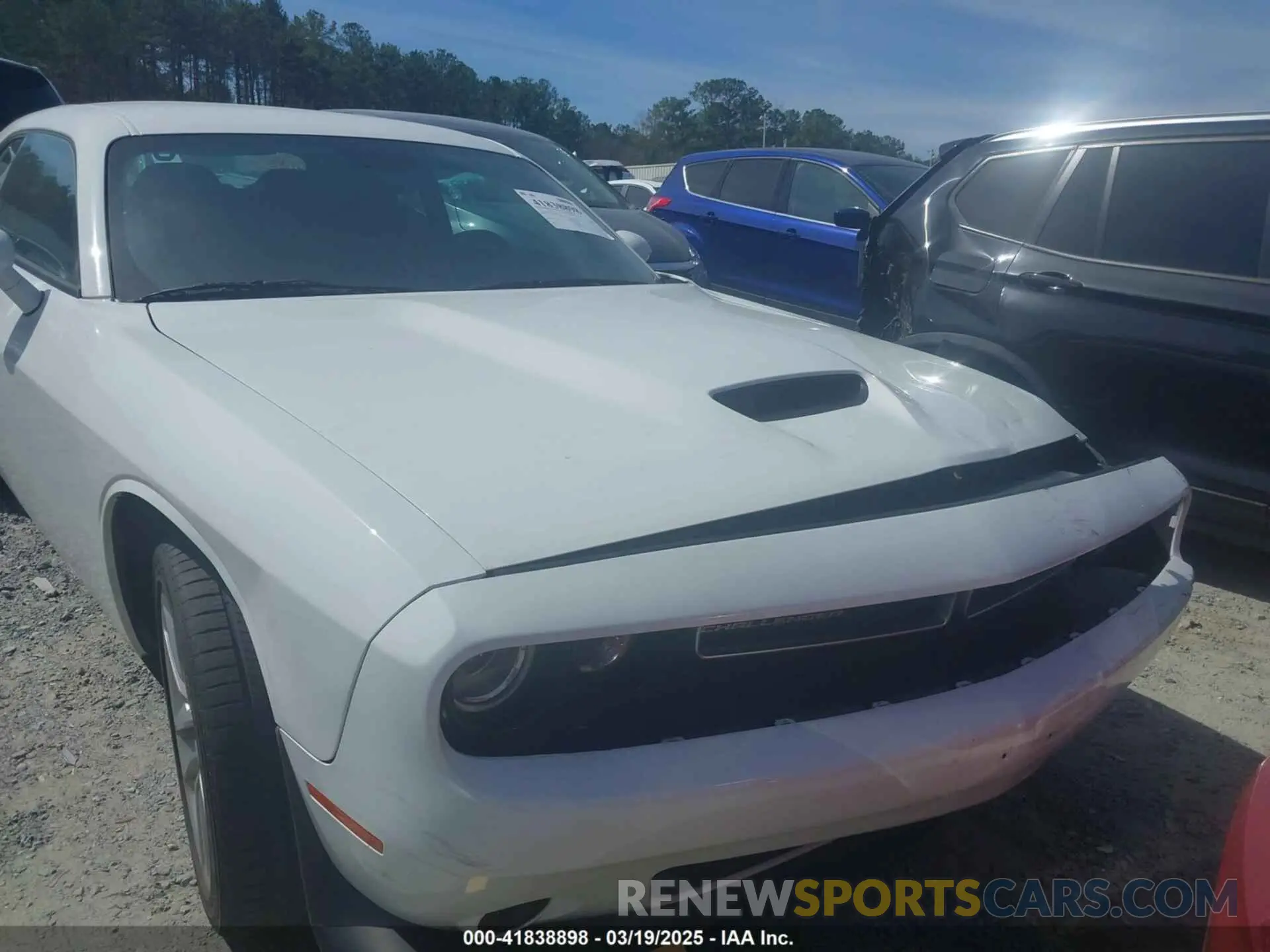 12 Photograph of a damaged car 2C3CDZKG3NH205853 DODGE CHALLENGER 2022