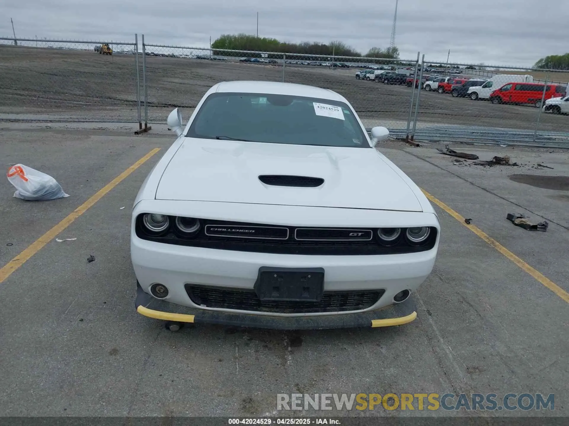 12 Photograph of a damaged car 2C3CDZKG5NH205854 DODGE CHALLENGER 2022