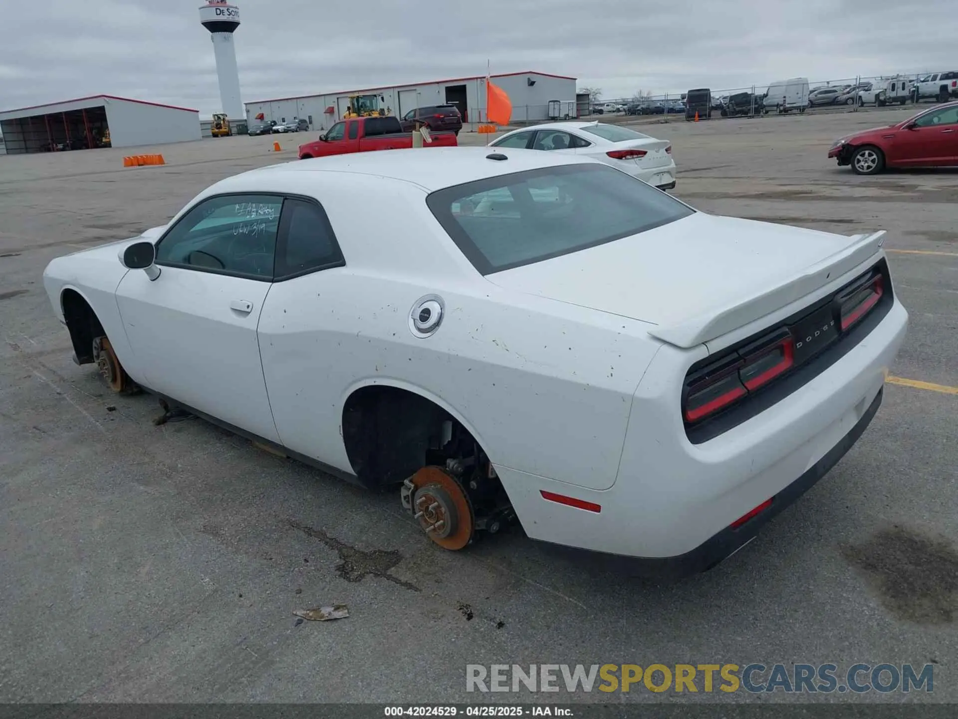 3 Photograph of a damaged car 2C3CDZKG5NH205854 DODGE CHALLENGER 2022
