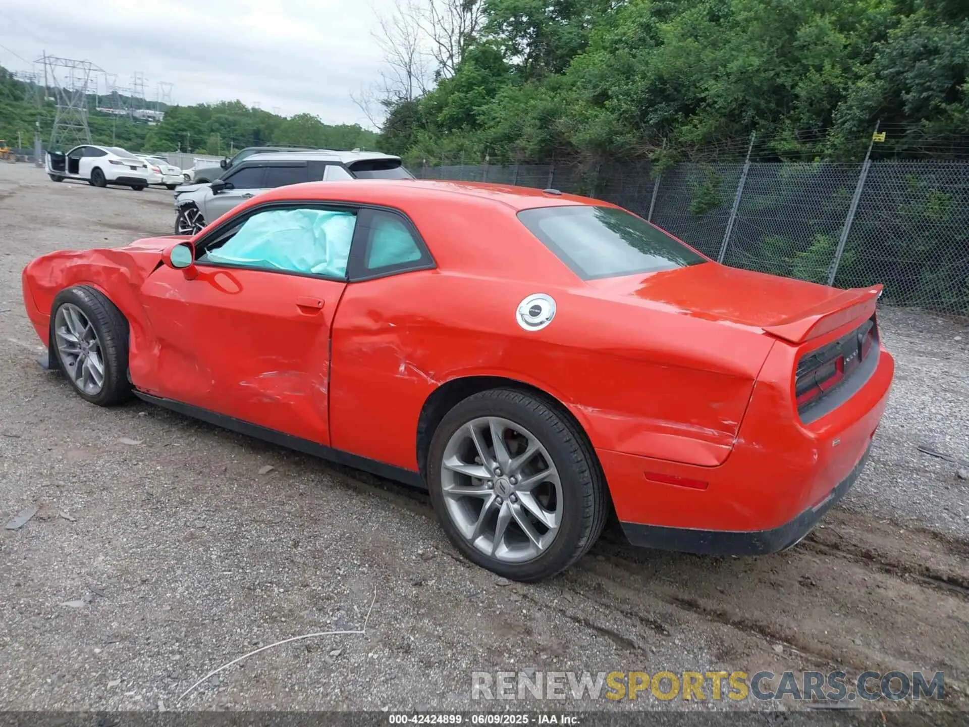 3 Фотография поврежденного автомобиля 2C3CDZKG7NH204513 DODGE CHALLENGER 2022