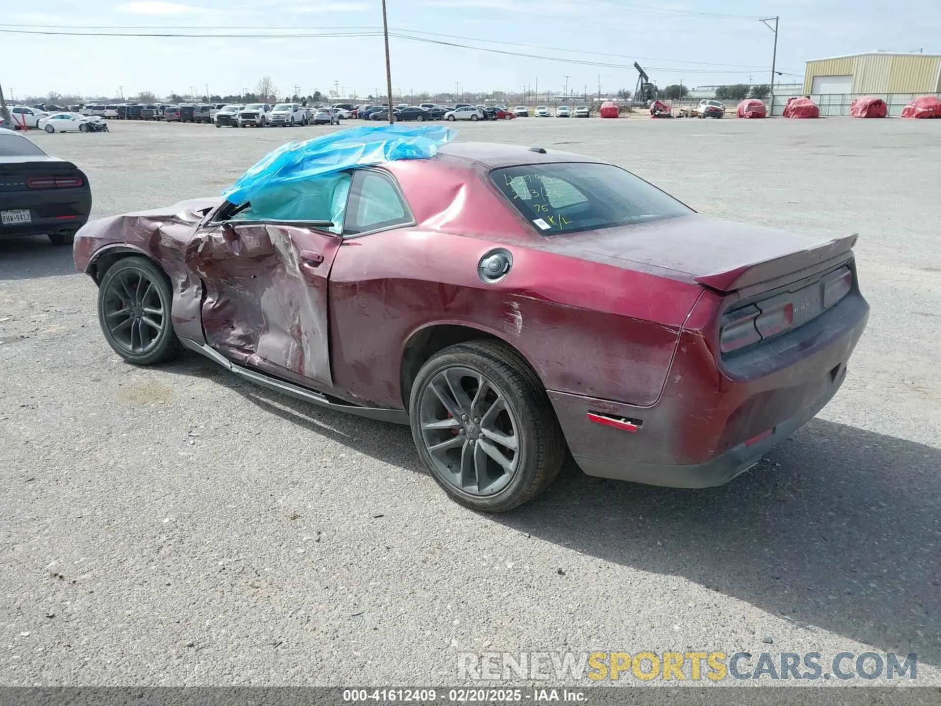 3 Фотография поврежденного автомобиля 2C3CDZKG8NH219280 DODGE CHALLENGER 2022