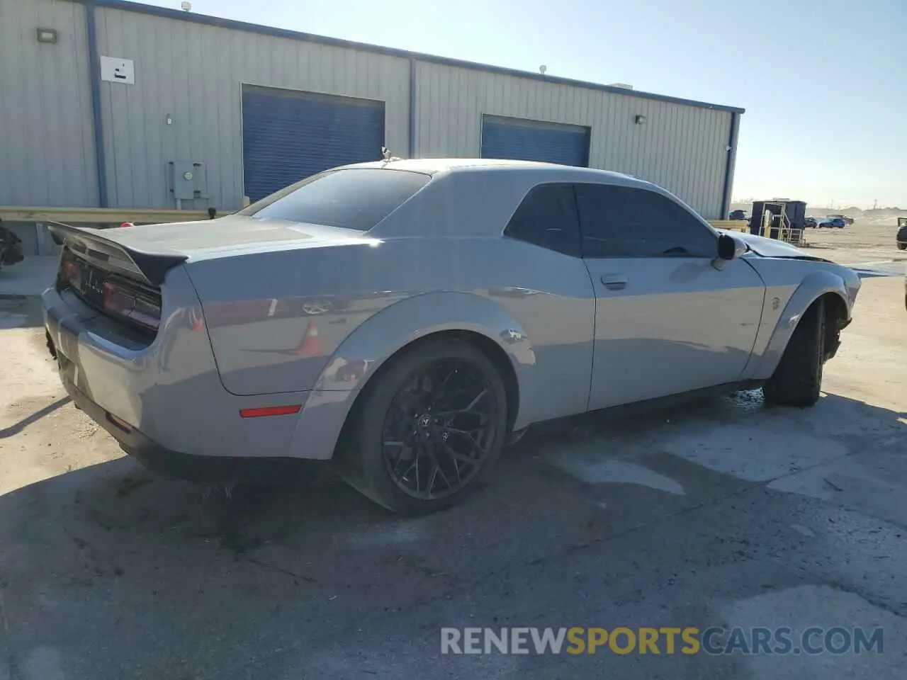 3 Photograph of a damaged car 2C3CDZL98NH226312 DODGE CHALLENGER 2022