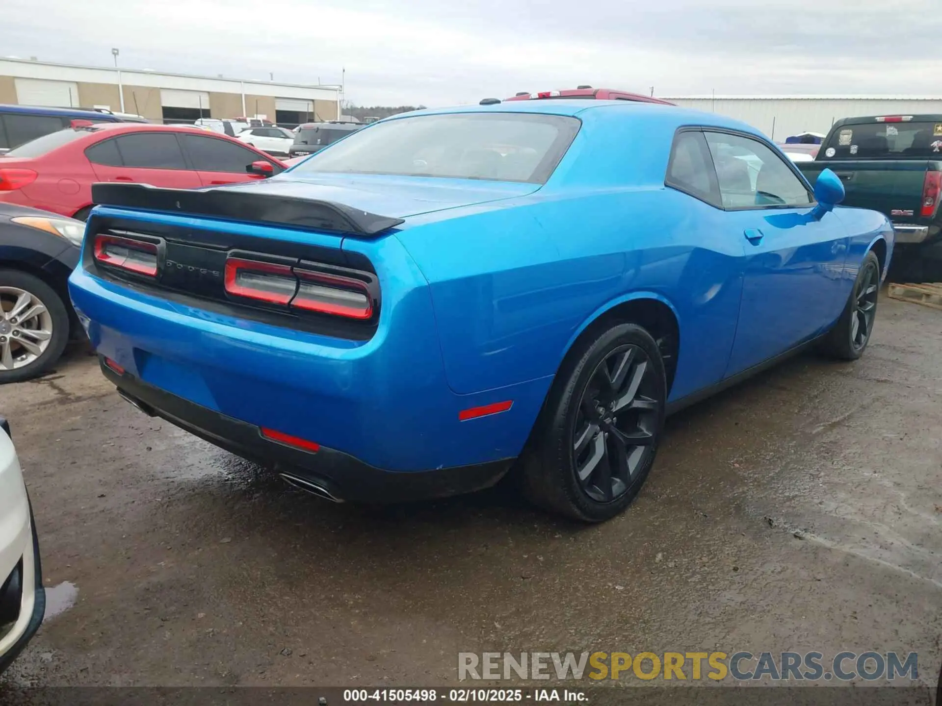 4 Photograph of a damaged car 2C3CDZAG0PH568213 DODGE CHALLENGER 2023
