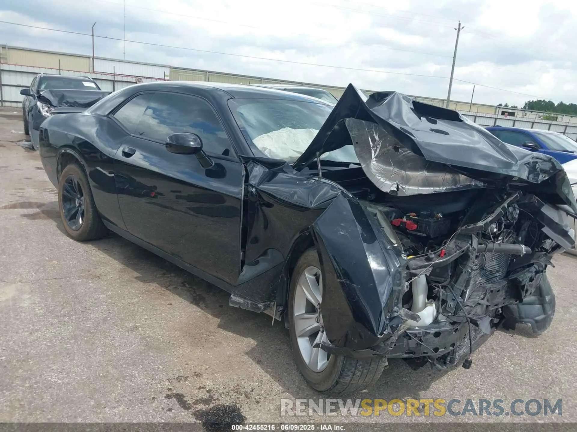 1 Photograph of a damaged car 2C3CDZAG1PH526326 DODGE CHALLENGER 2023