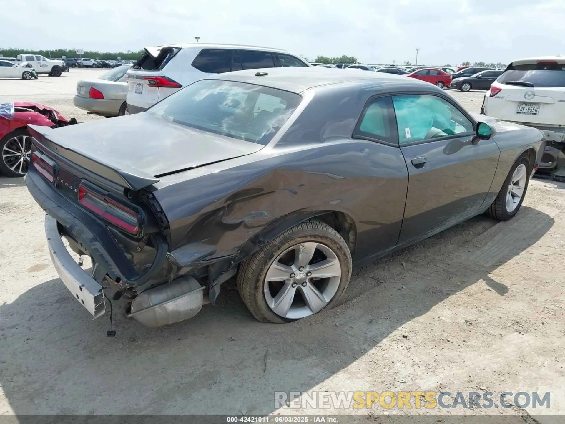 4 Photograph of a damaged car 2C3CDZAG4PH507477 DODGE CHALLENGER 2023