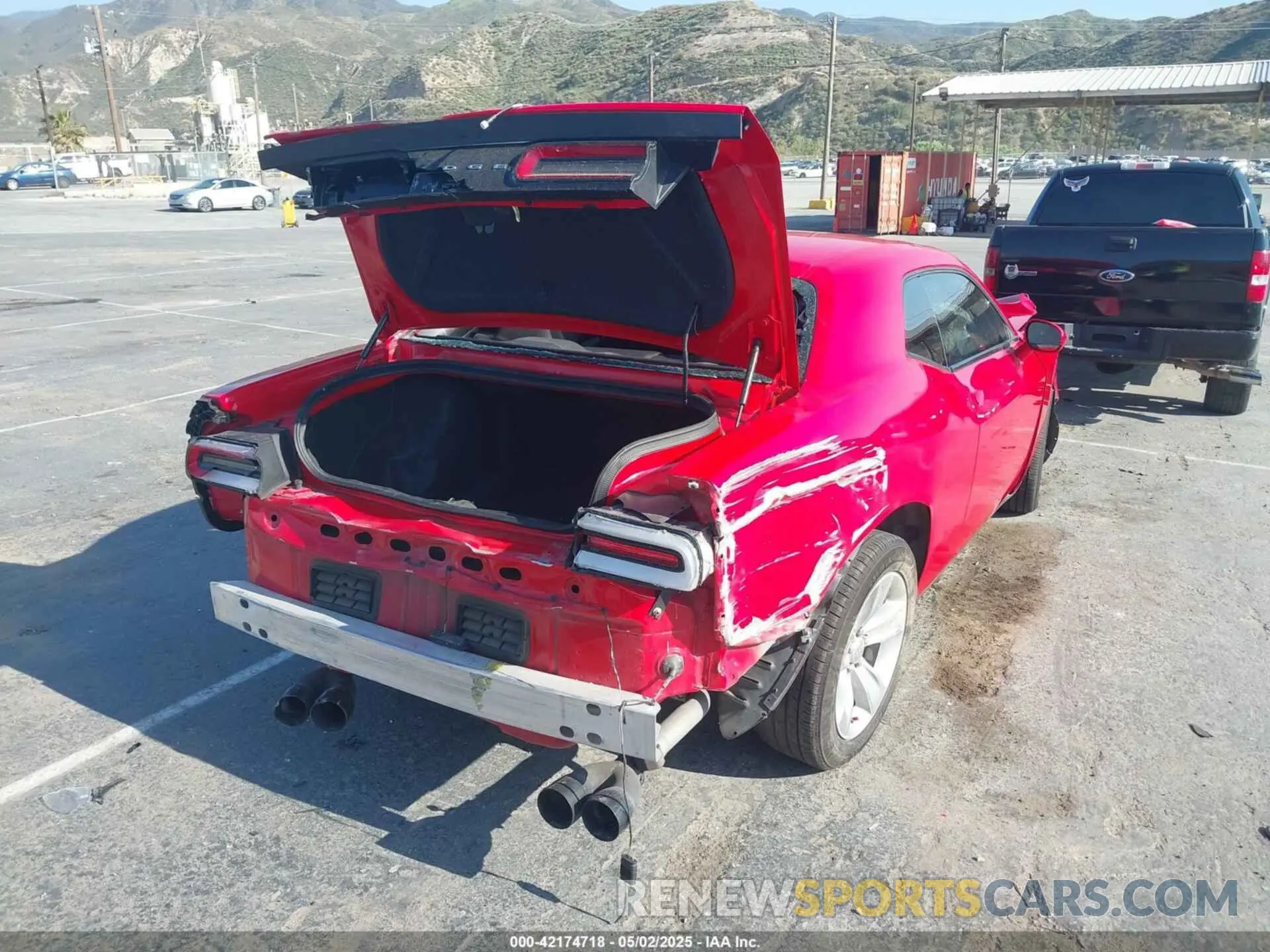 4 Photograph of a damaged car 2C3CDZAG4PH573690 DODGE CHALLENGER 2023