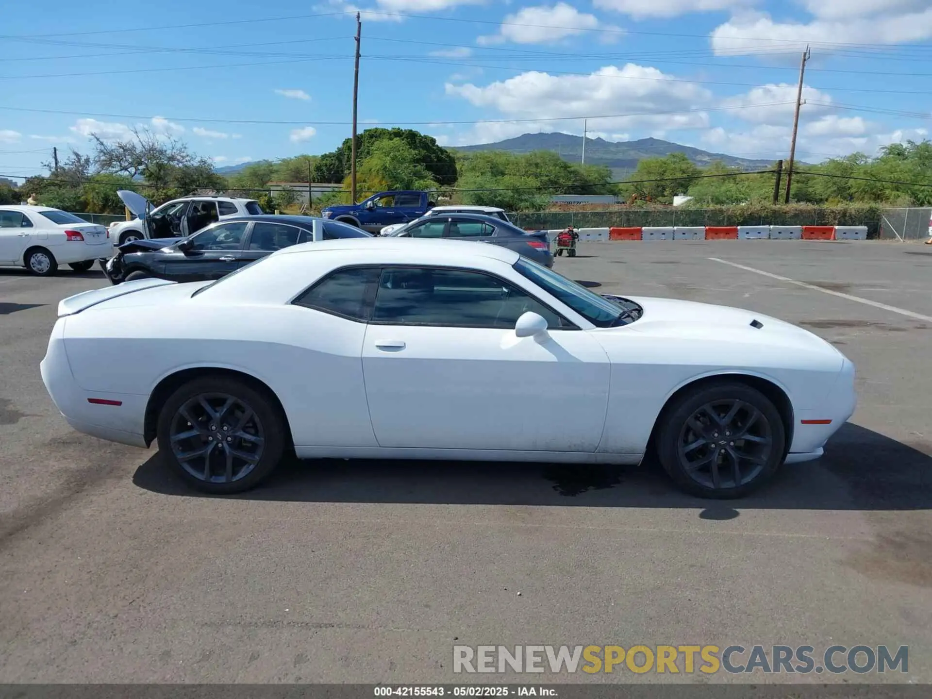 13 Photograph of a damaged car 2C3CDZAG5PH597416 DODGE CHALLENGER 2023