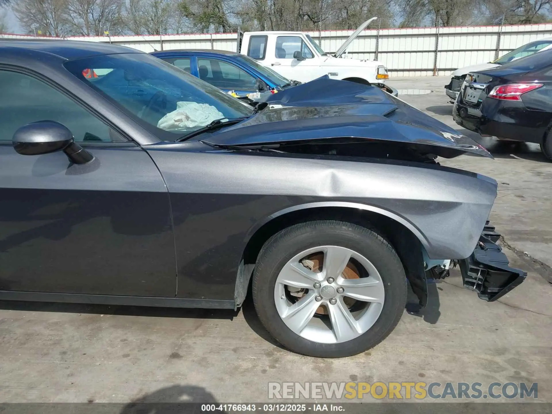 19 Фотография поврежденного автомобиля 2C3CDZAG7PH573957 DODGE CHALLENGER 2023