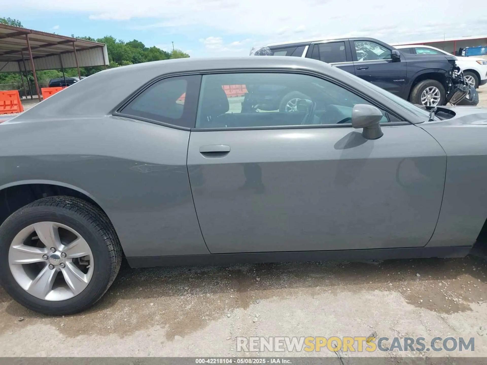 13 Photograph of a damaged car 2C3CDZAG8PH570565 DODGE CHALLENGER 2023