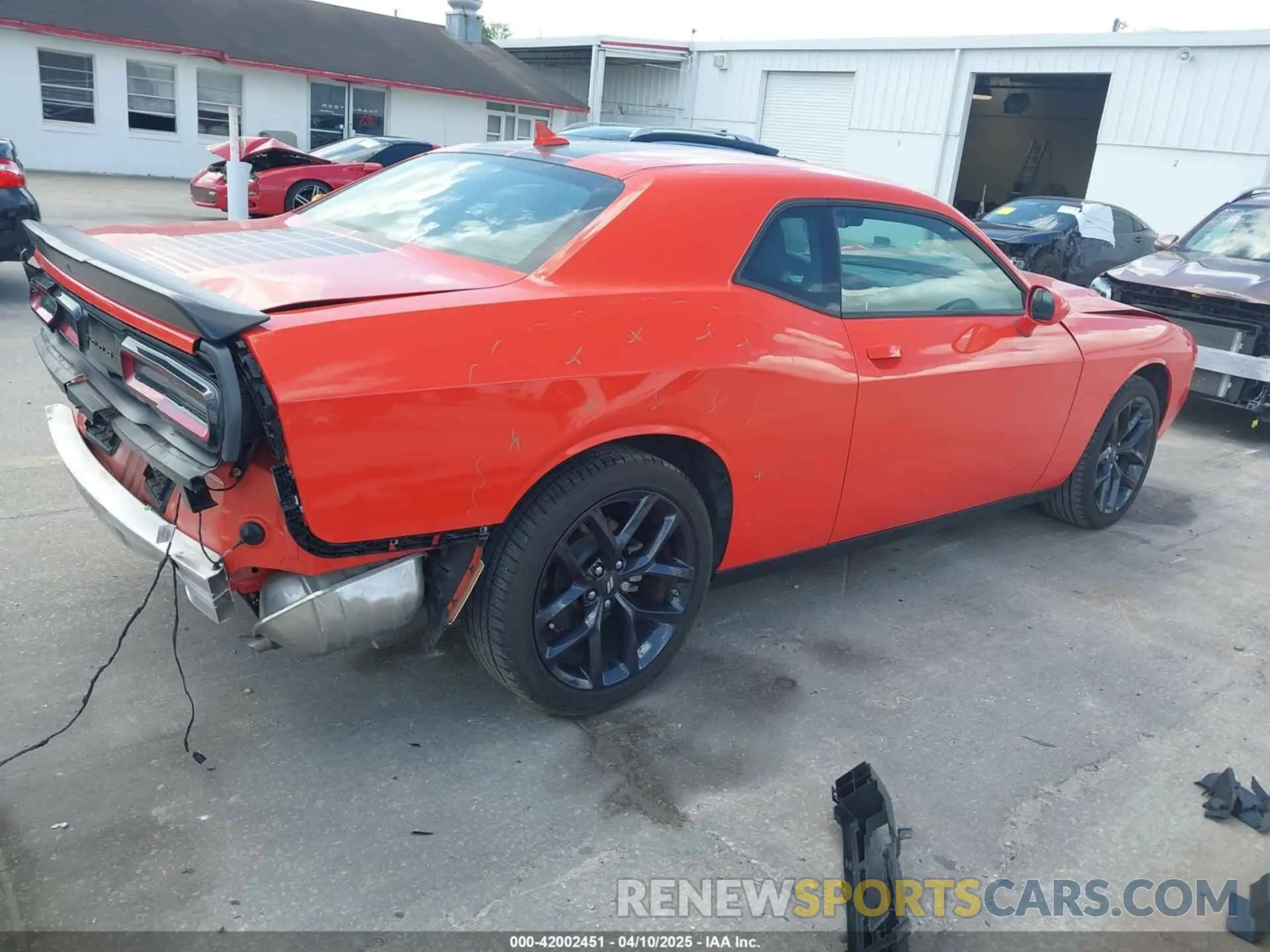4 Фотография поврежденного автомобиля 2C3CDZAG8PH600289 DODGE CHALLENGER 2023