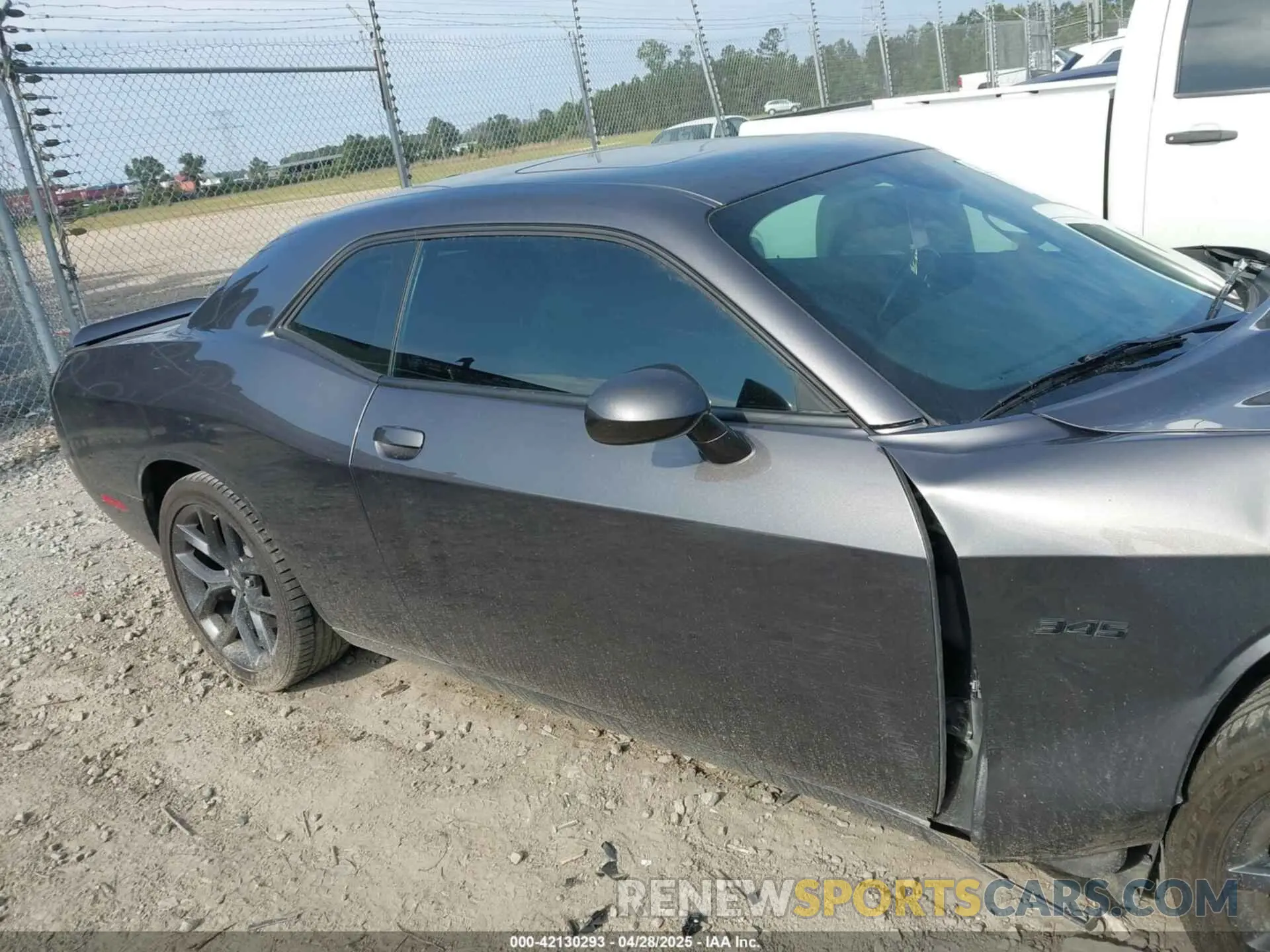 13 Photograph of a damaged car 2C3CDZBT3PH562403 DODGE CHALLENGER 2023