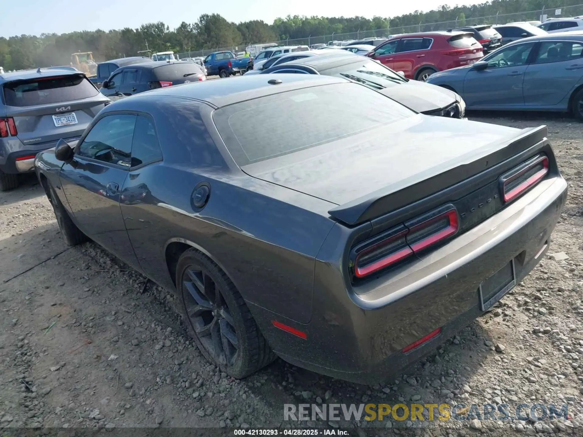 3 Photograph of a damaged car 2C3CDZBT3PH562403 DODGE CHALLENGER 2023