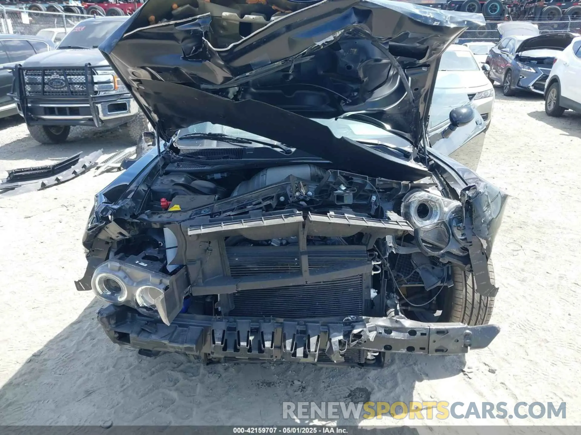 6 Photograph of a damaged car 2C3CDZBT5PH654757 DODGE CHALLENGER 2023