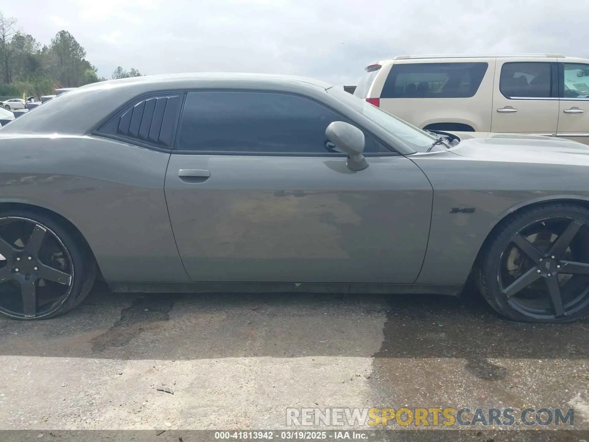 13 Фотография поврежденного автомобиля 2C3CDZBT7PH696010 DODGE CHALLENGER 2023