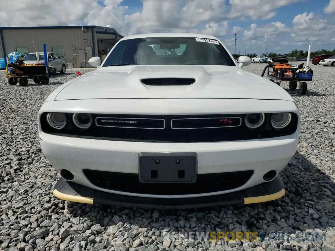 5 Photograph of a damaged car 2C3CDZBT8PH504061 DODGE CHALLENGER 2023
