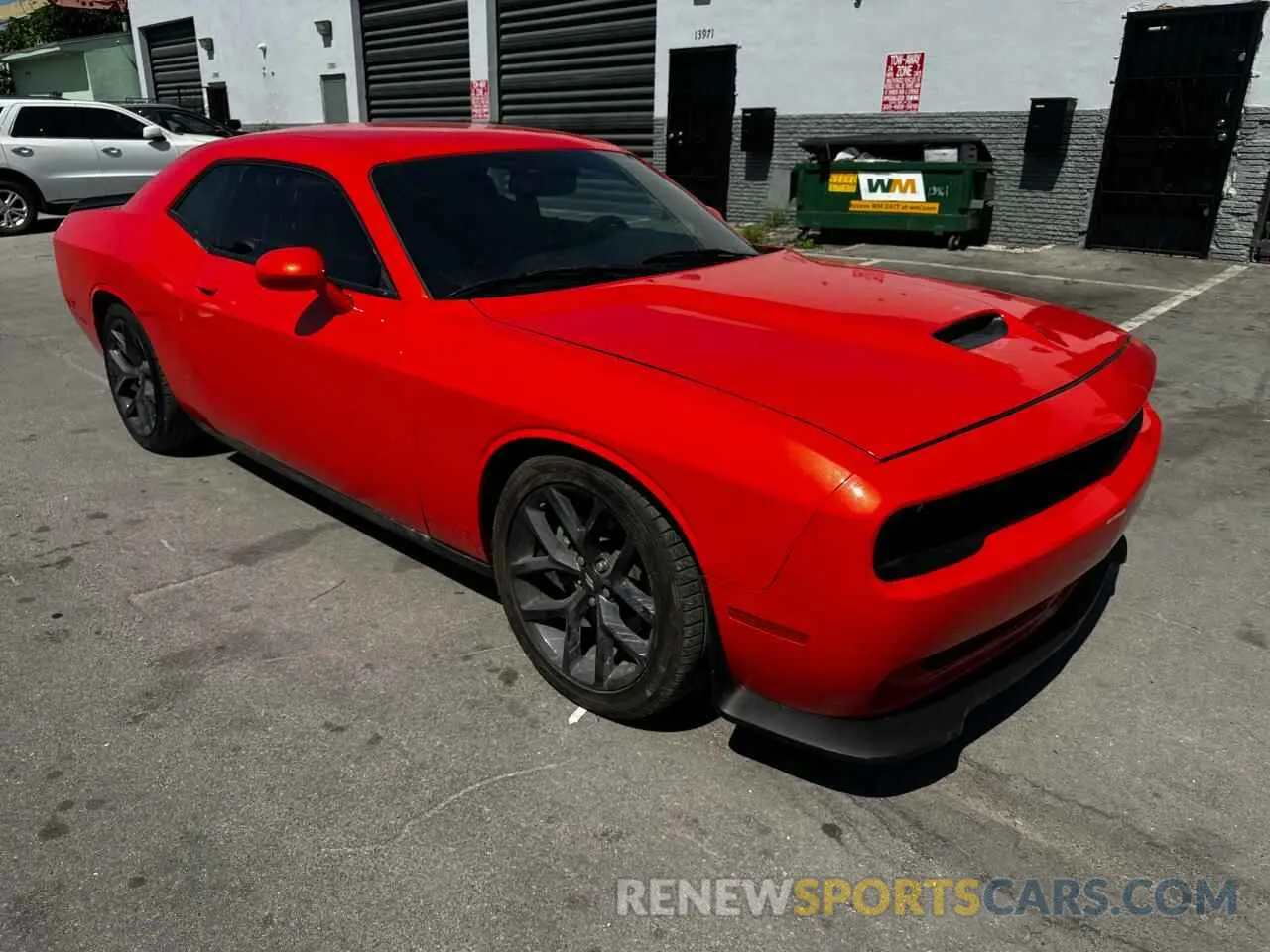 1 Фотография поврежденного автомобиля 2C3CDZBT8PH662545 DODGE CHALLENGER 2023