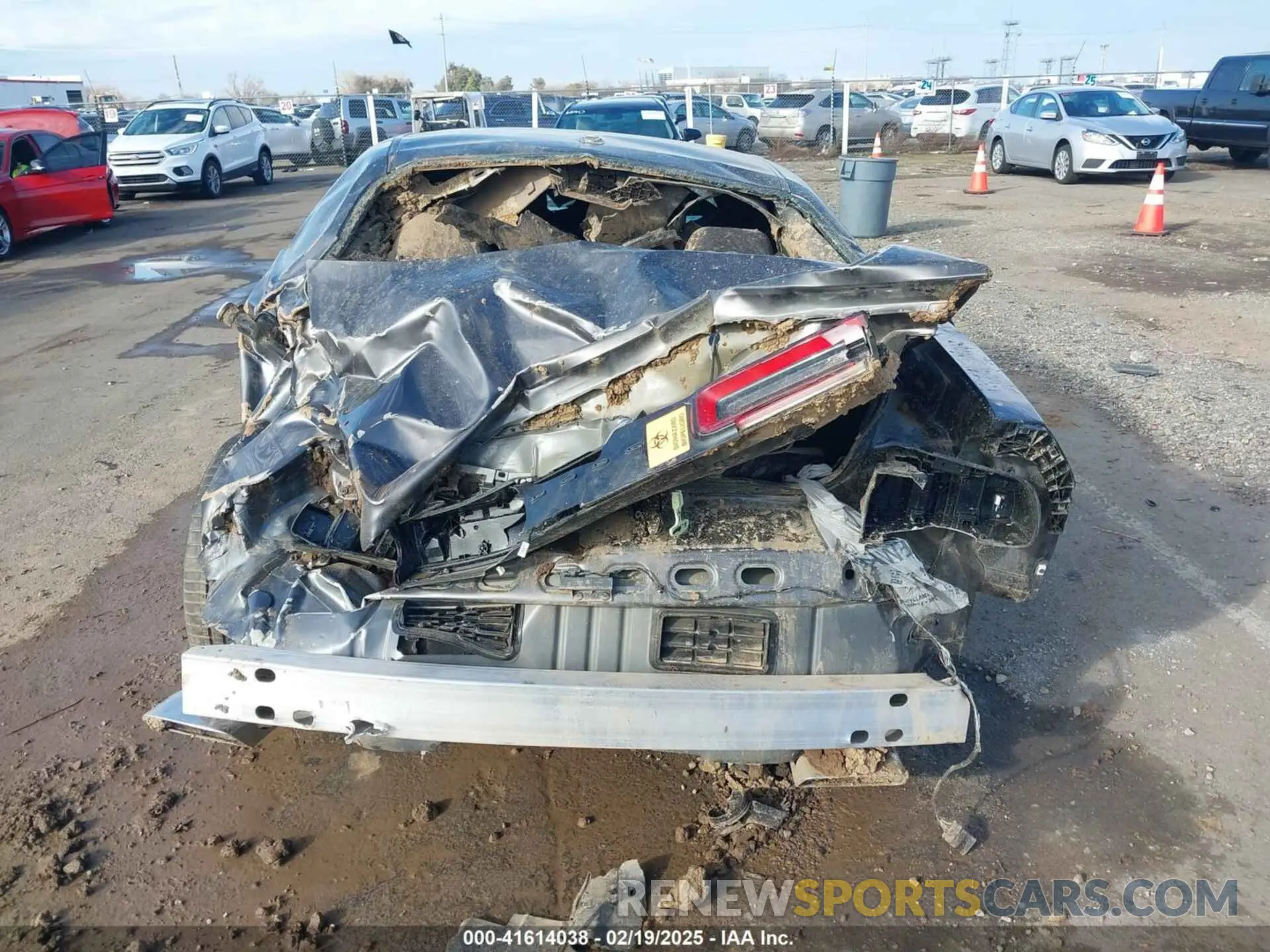 15 Photograph of a damaged car 2C3CDZBTXPH611015 DODGE CHALLENGER 2023
