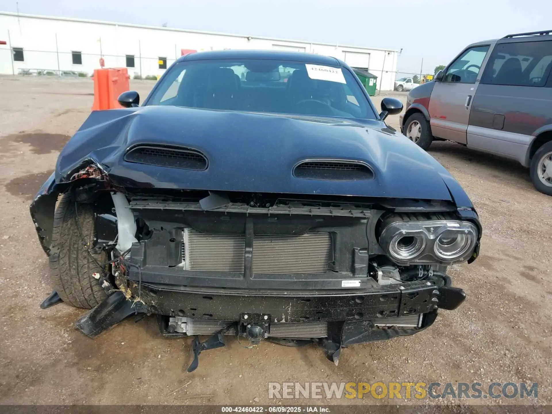 13 Photograph of a damaged car 2C3CDZC92PH558586 DODGE CHALLENGER 2023