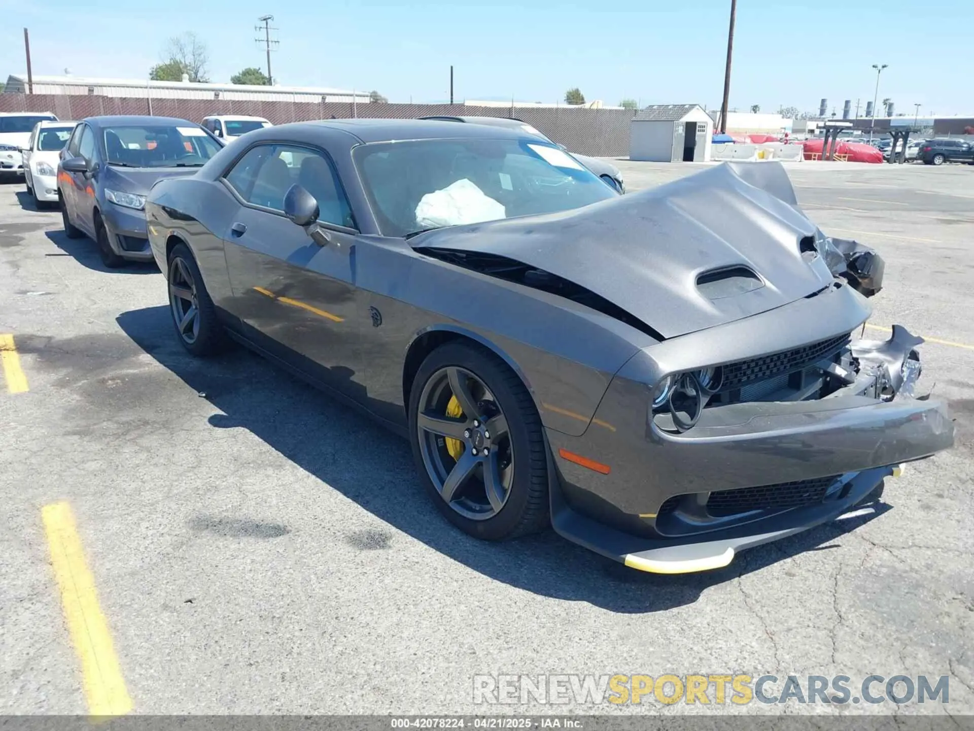 1 Фотография поврежденного автомобиля 2C3CDZC95PH590495 DODGE CHALLENGER 2023