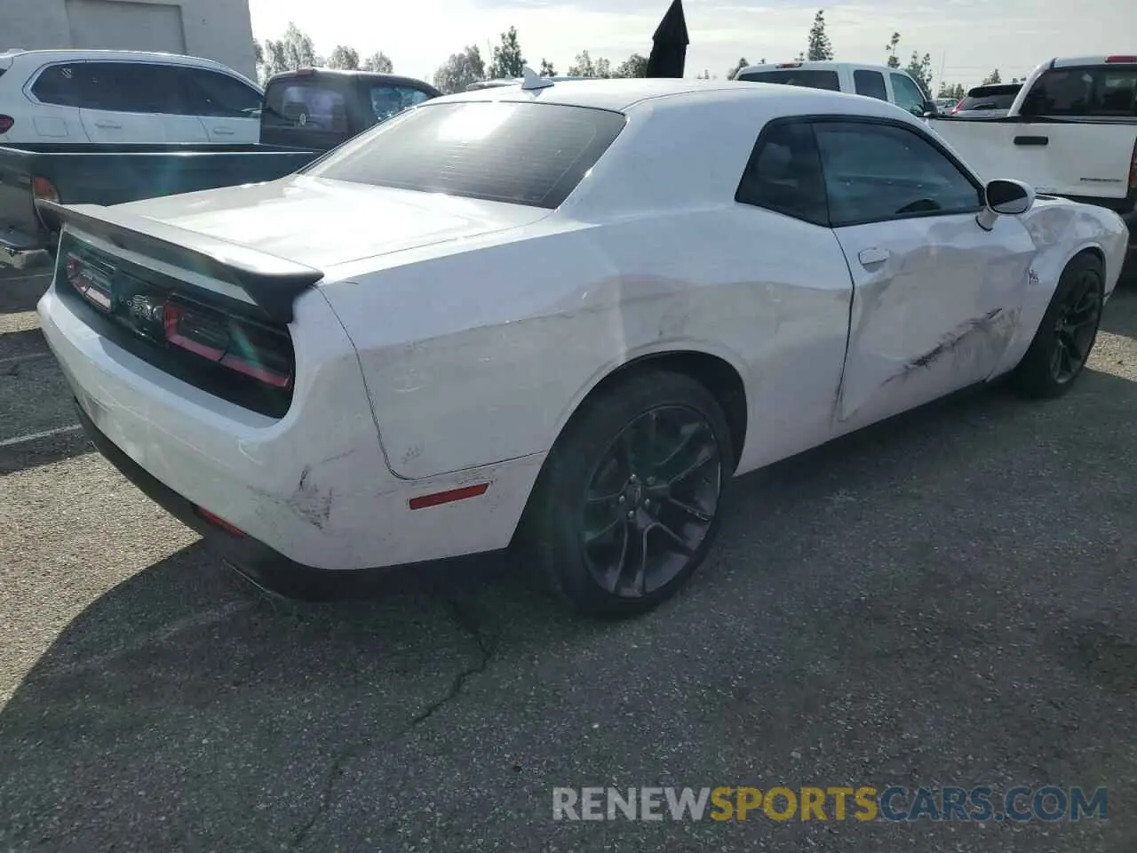 3 Фотография поврежденного автомобиля 2C3CDZFJ0PH521509 DODGE CHALLENGER 2023
