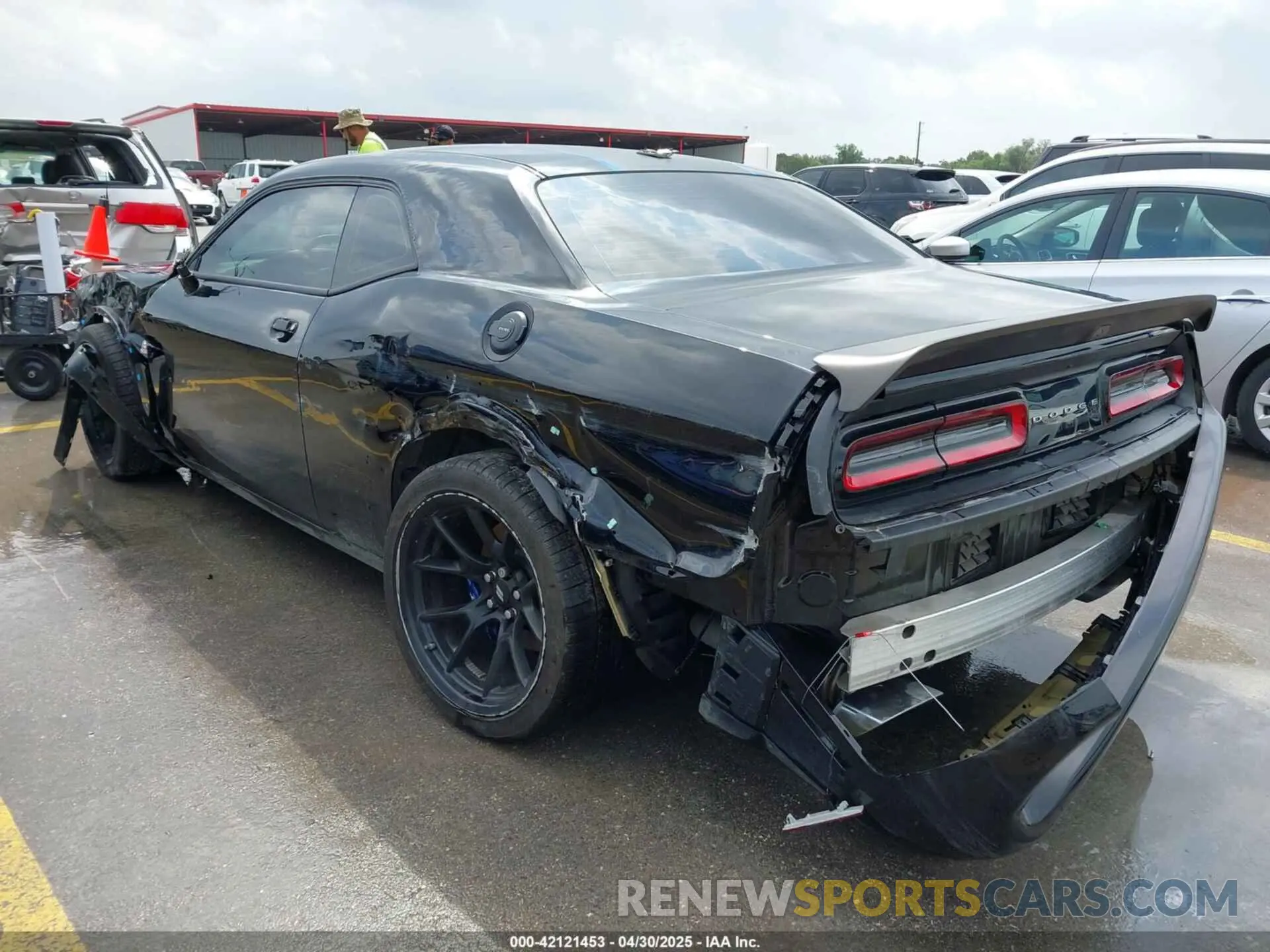3 Фотография поврежденного автомобиля 2C3CDZFJ0PH678019 DODGE CHALLENGER 2023