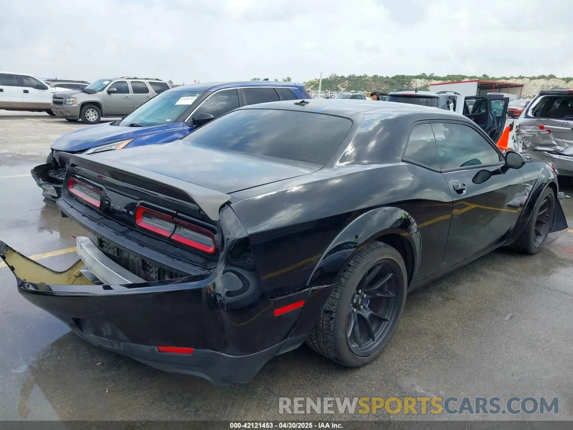 4 Фотография поврежденного автомобиля 2C3CDZFJ0PH678019 DODGE CHALLENGER 2023