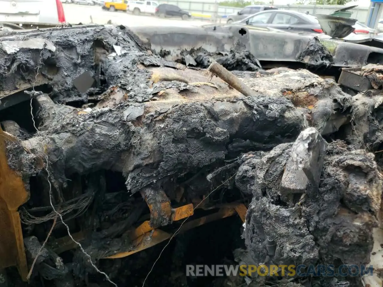 9 Photograph of a damaged car 2C3CDZFJ2PH617741 DODGE CHALLENGER 2023
