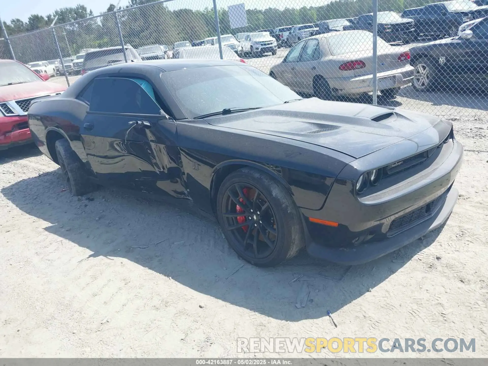 1 Photograph of a damaged car 2C3CDZFJ4PH520489 DODGE CHALLENGER 2023