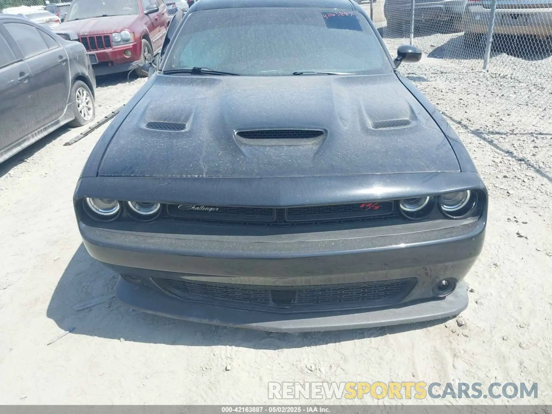 12 Photograph of a damaged car 2C3CDZFJ4PH520489 DODGE CHALLENGER 2023