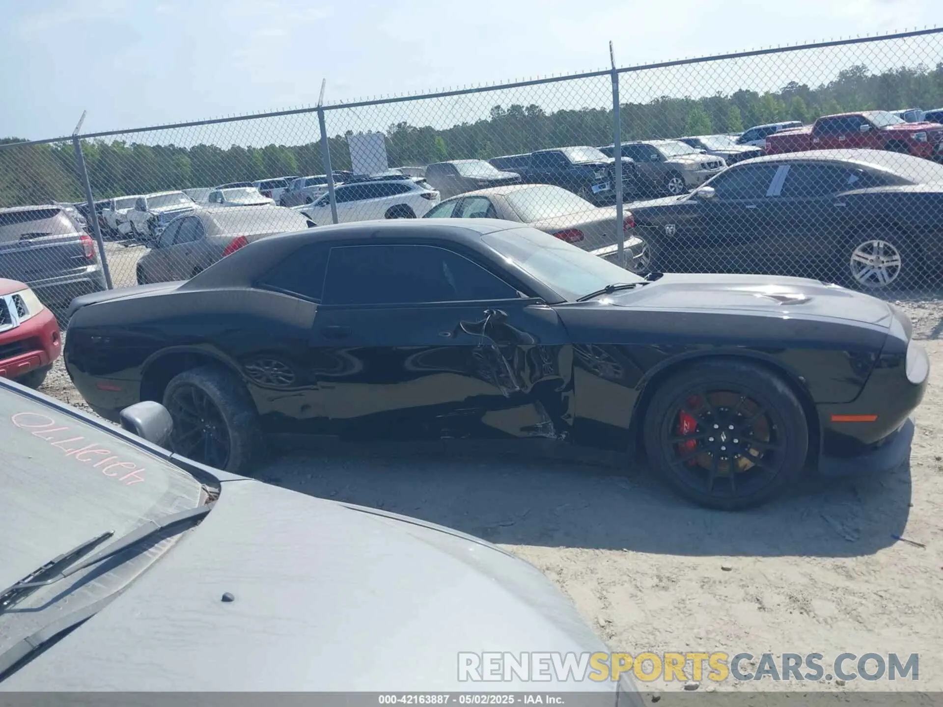13 Photograph of a damaged car 2C3CDZFJ4PH520489 DODGE CHALLENGER 2023