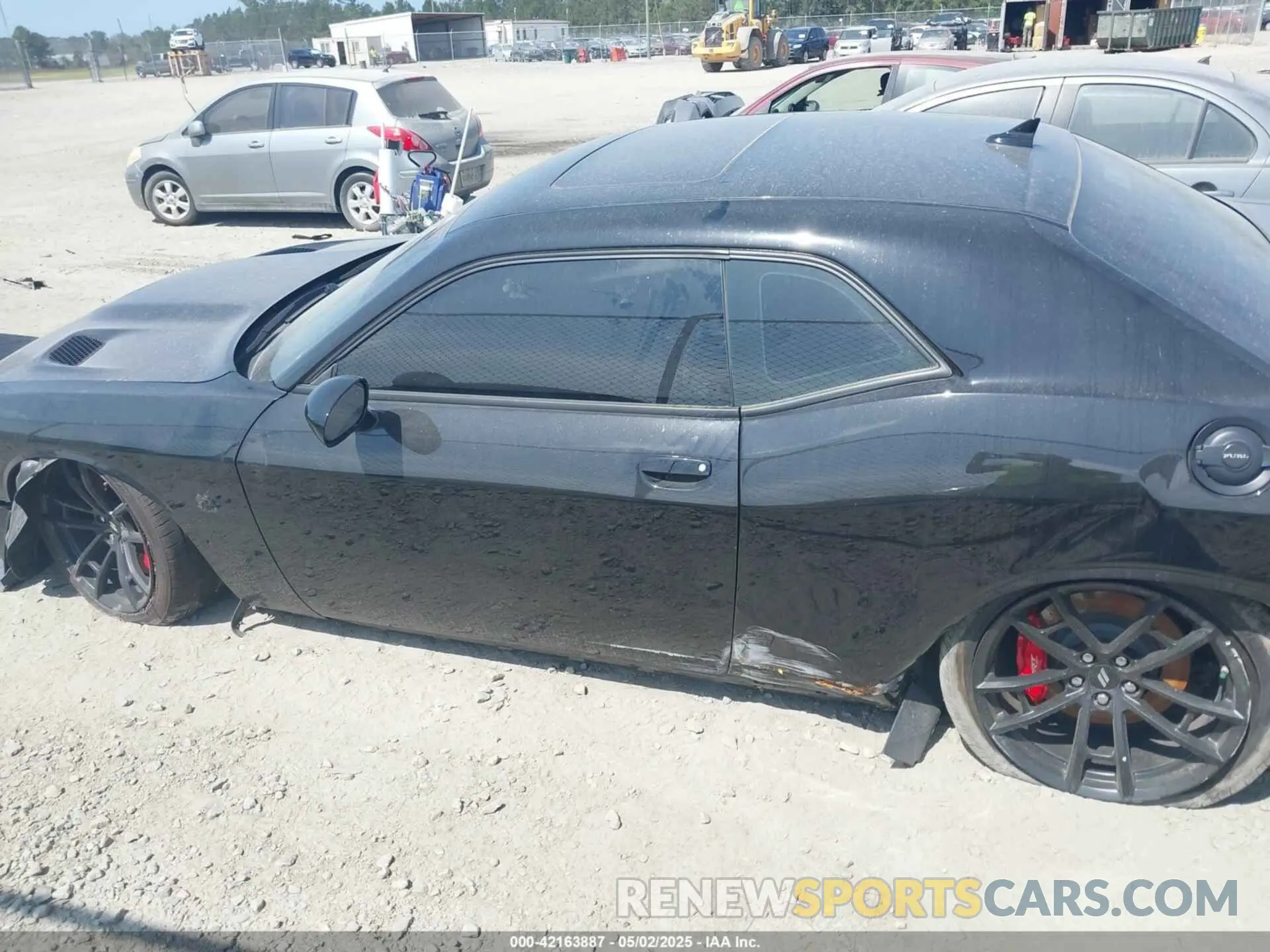 14 Photograph of a damaged car 2C3CDZFJ4PH520489 DODGE CHALLENGER 2023
