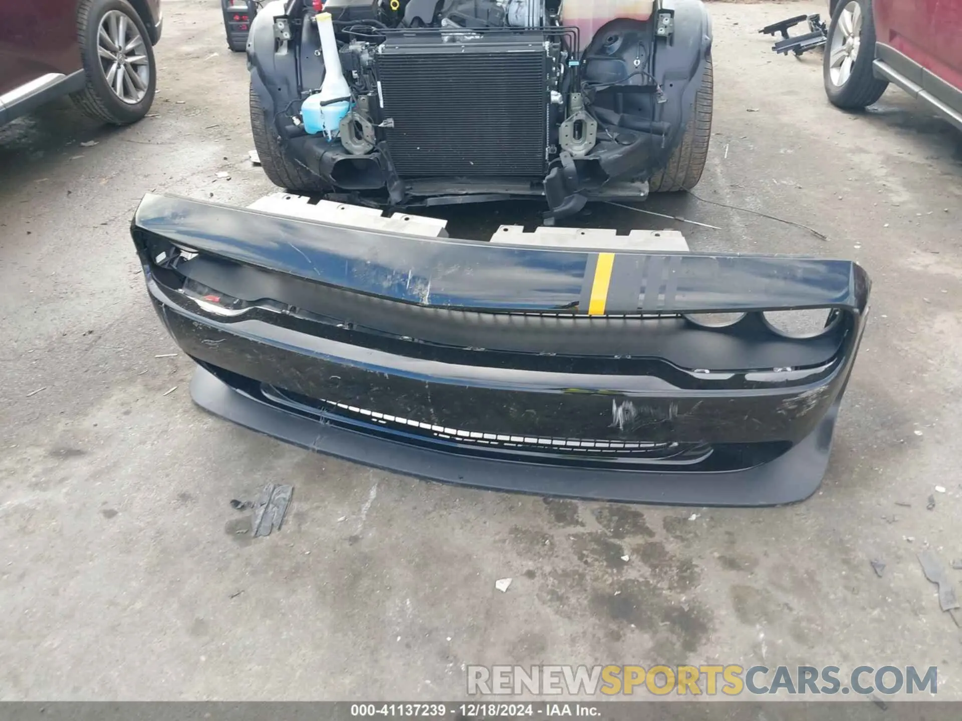 12 Photograph of a damaged car 2C3CDZFJ5PH662835 DODGE CHALLENGER 2023