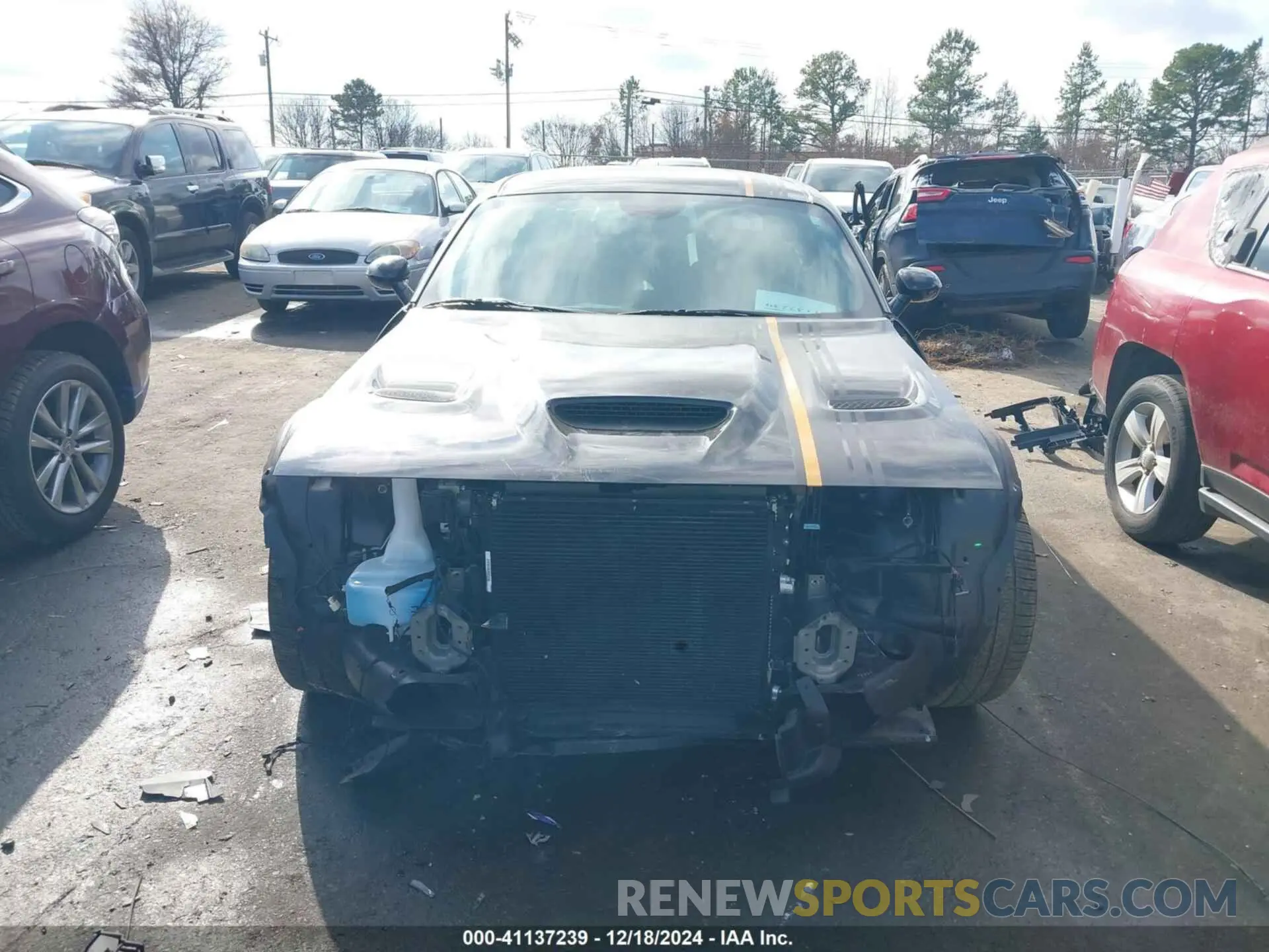 13 Photograph of a damaged car 2C3CDZFJ5PH662835 DODGE CHALLENGER 2023