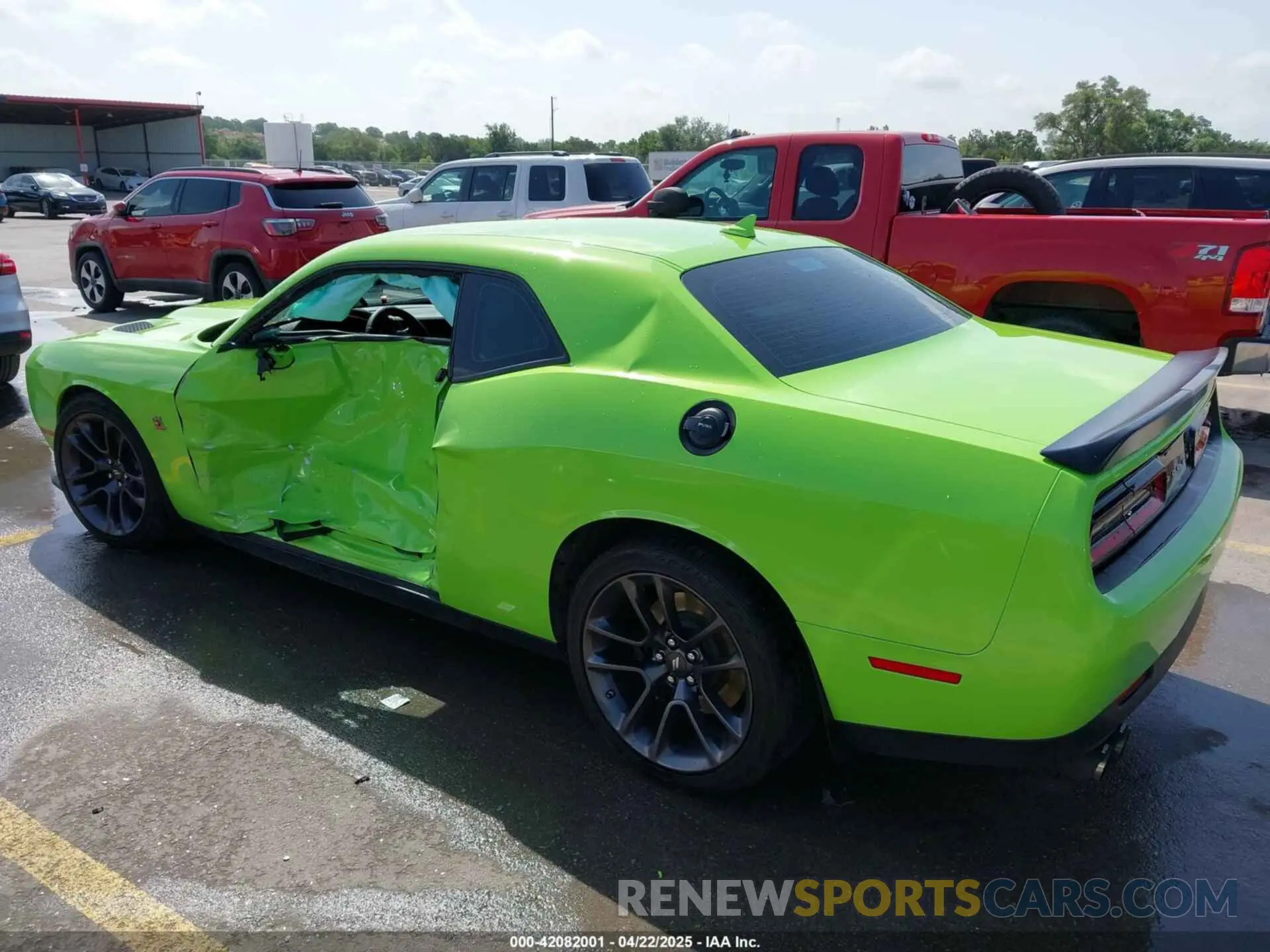 3 Photograph of a damaged car 2C3CDZFJ5PH667775 DODGE CHALLENGER 2023