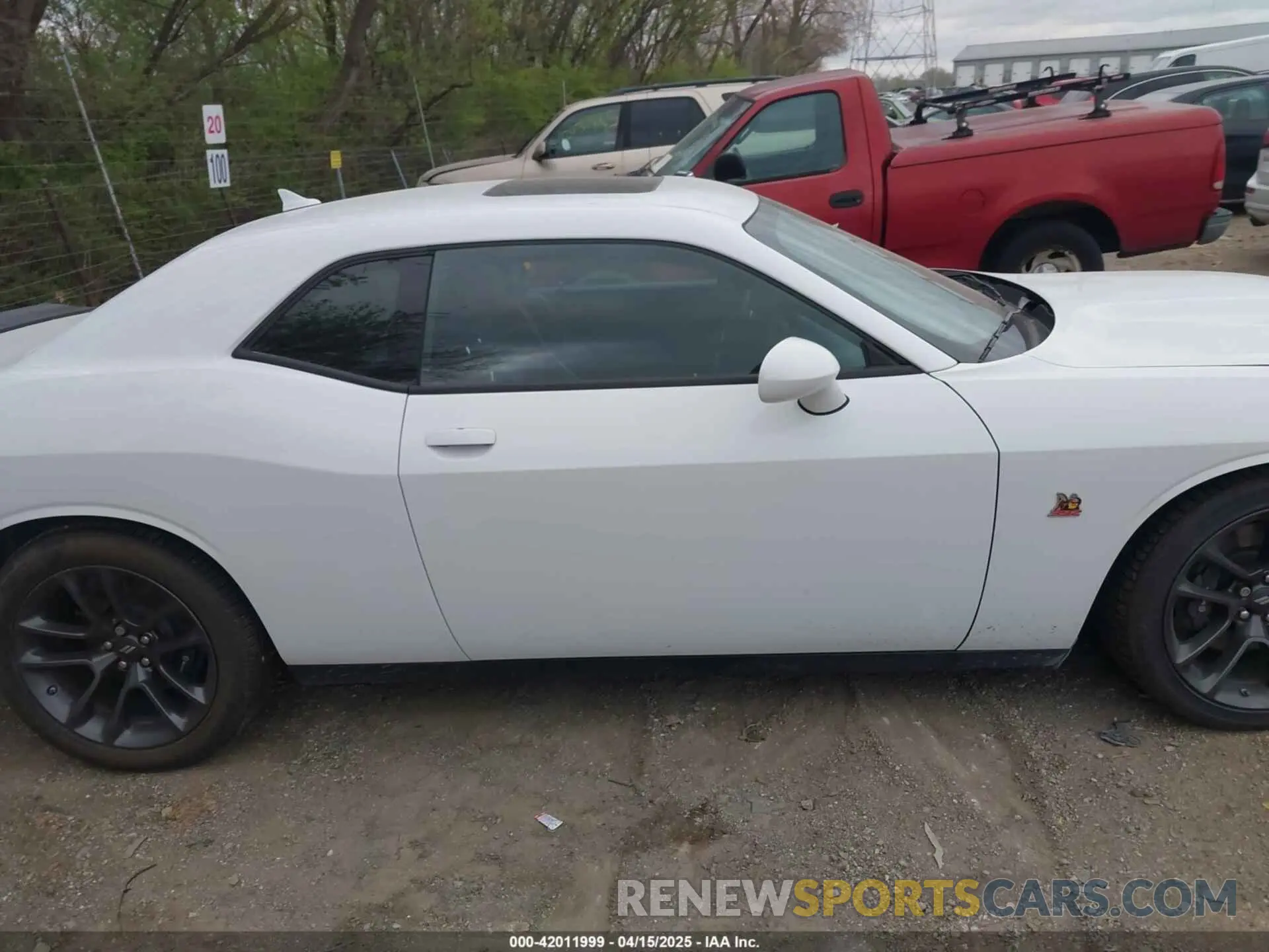 13 Фотография поврежденного автомобиля 2C3CDZFJ5PH693597 DODGE CHALLENGER 2023