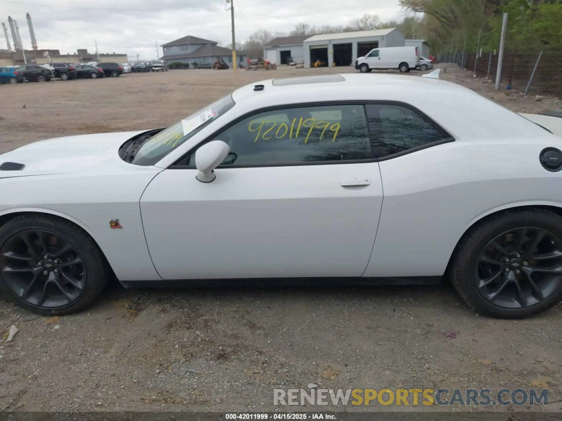 14 Фотография поврежденного автомобиля 2C3CDZFJ5PH693597 DODGE CHALLENGER 2023
