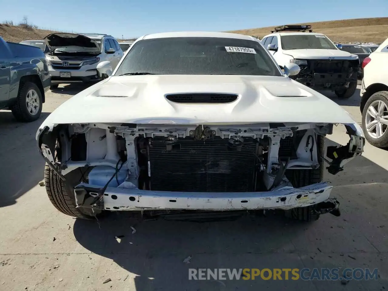 5 Photograph of a damaged car 2C3CDZFJ9PH662577 DODGE CHALLENGER 2023