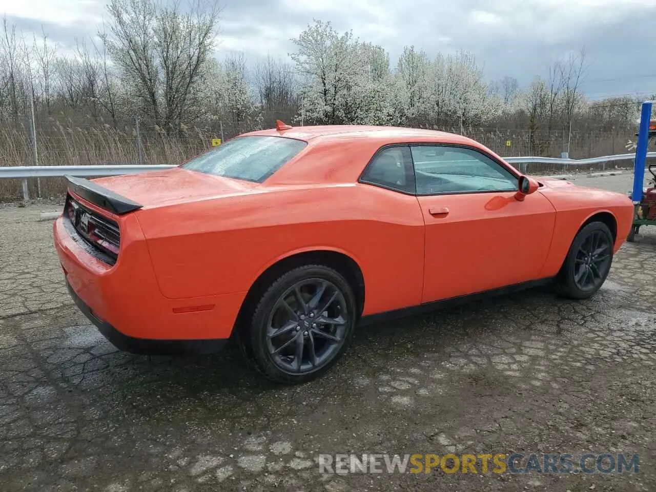 3 Фотография поврежденного автомобиля 2C3CDZGG6PH579028 DODGE CHALLENGER 2023