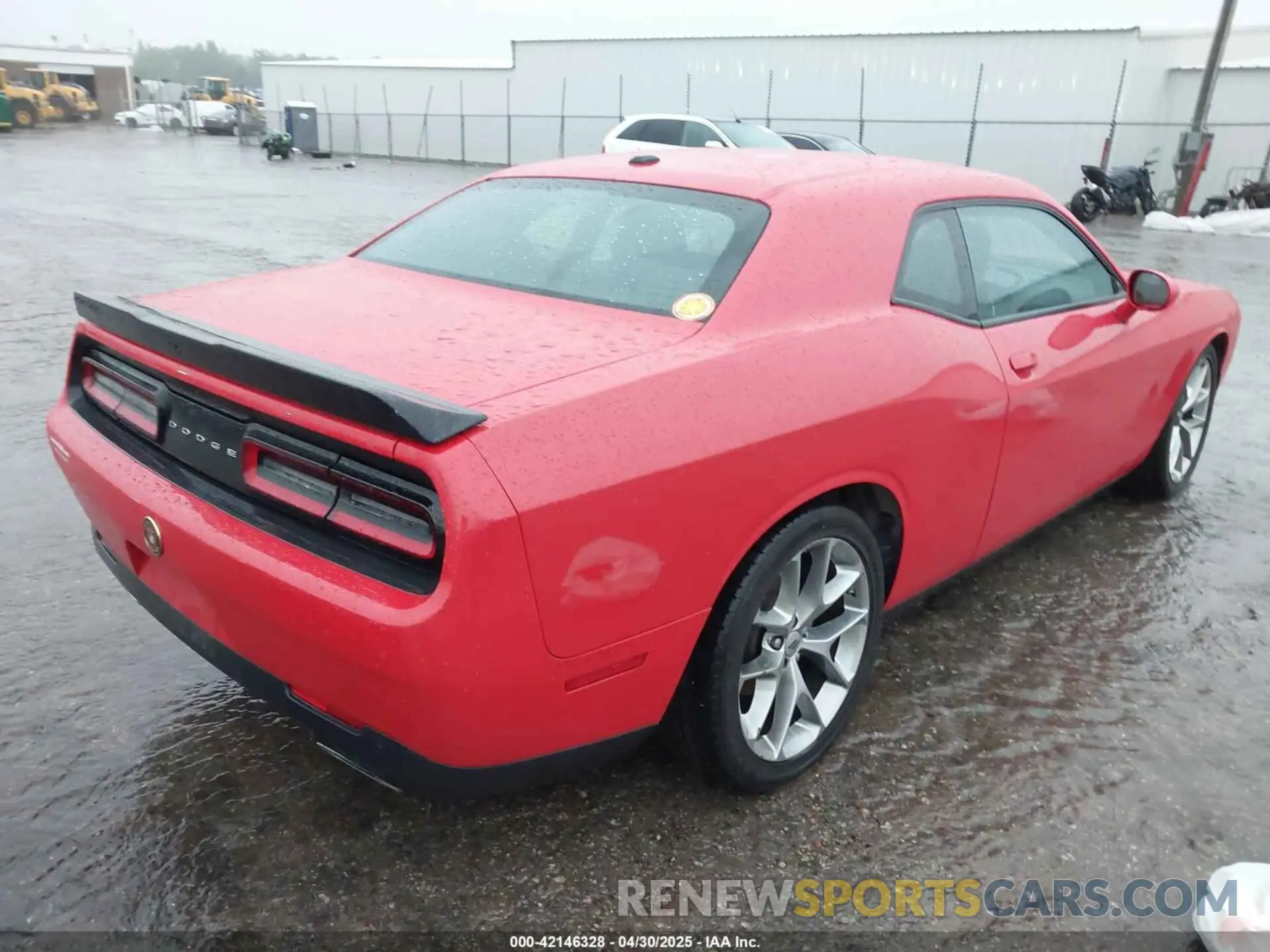 4 Photograph of a damaged car 2C3CDZJG0PH507265 DODGE CHALLENGER 2023