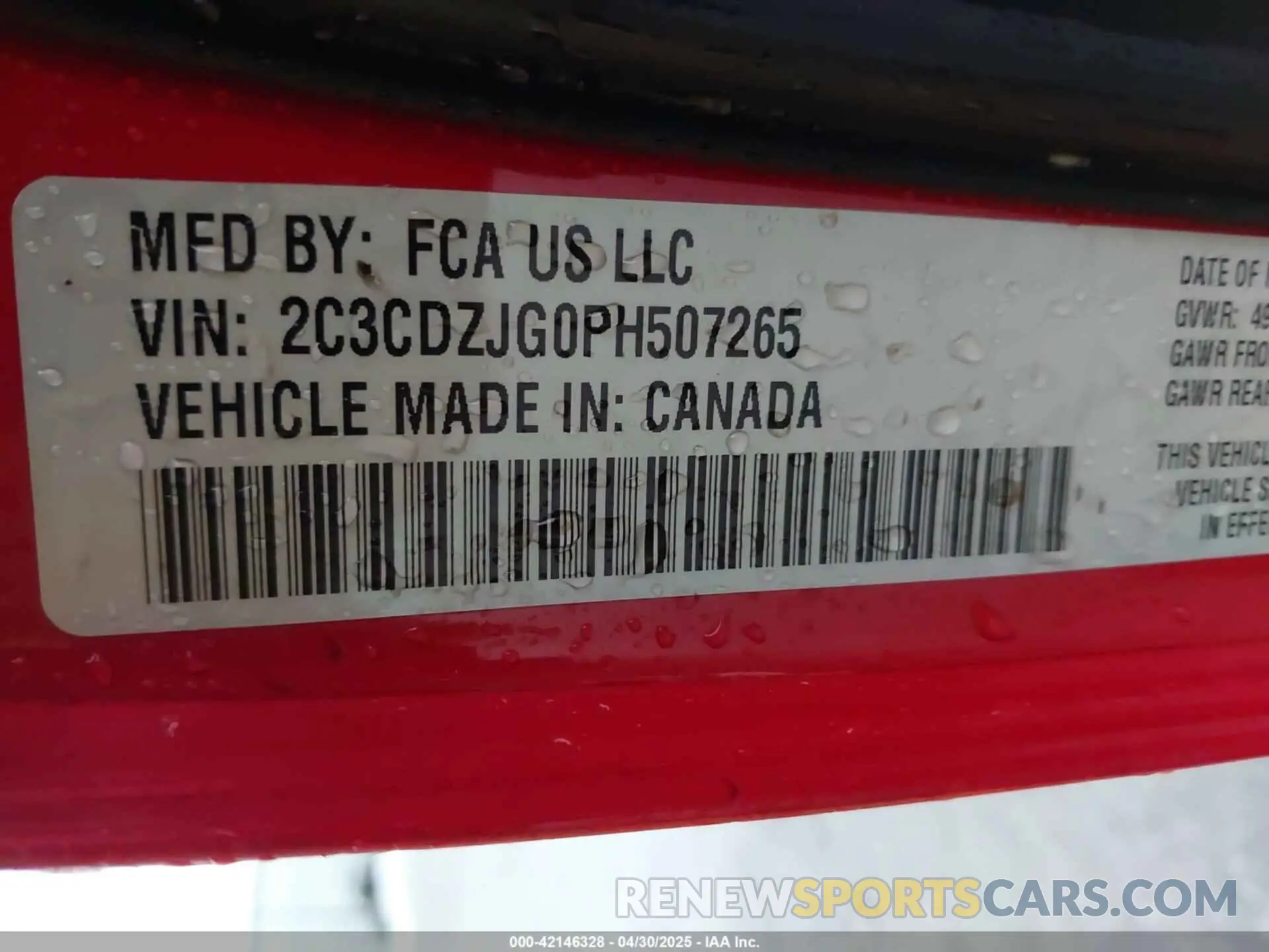 9 Photograph of a damaged car 2C3CDZJG0PH507265 DODGE CHALLENGER 2023
