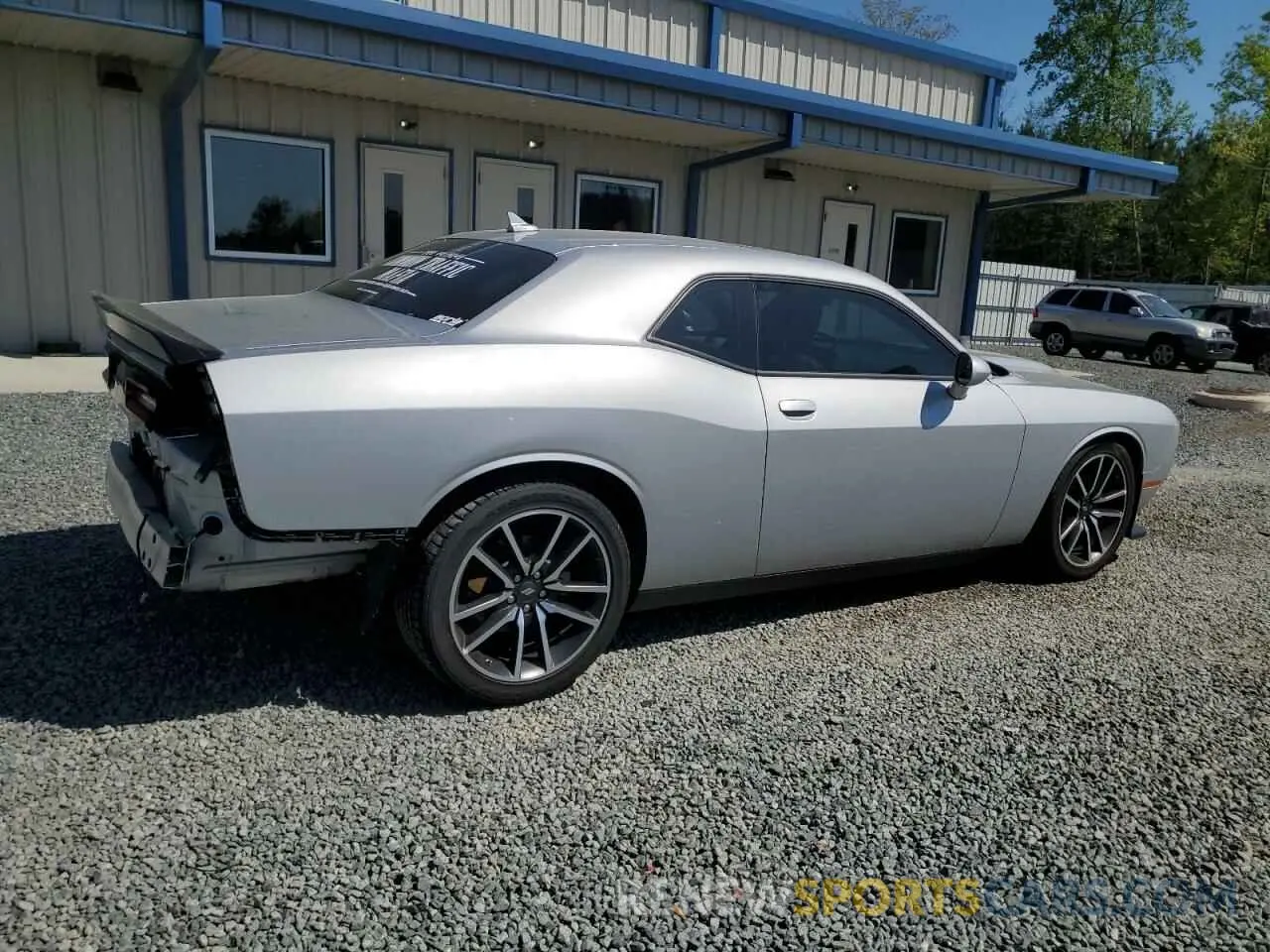 3 Photograph of a damaged car 2C3CDZJG3PH685509 DODGE CHALLENGER 2023