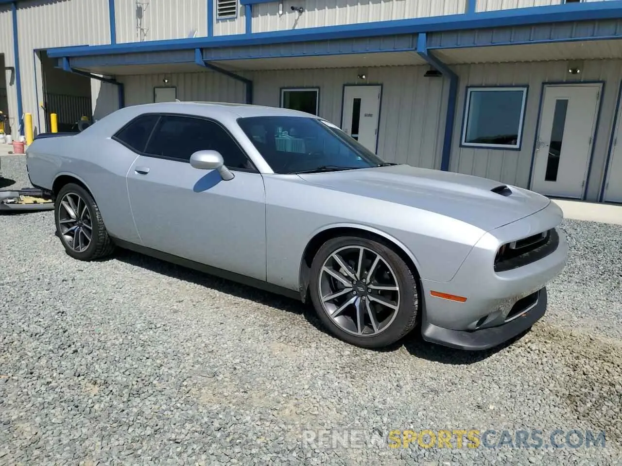 4 Photograph of a damaged car 2C3CDZJG3PH685509 DODGE CHALLENGER 2023