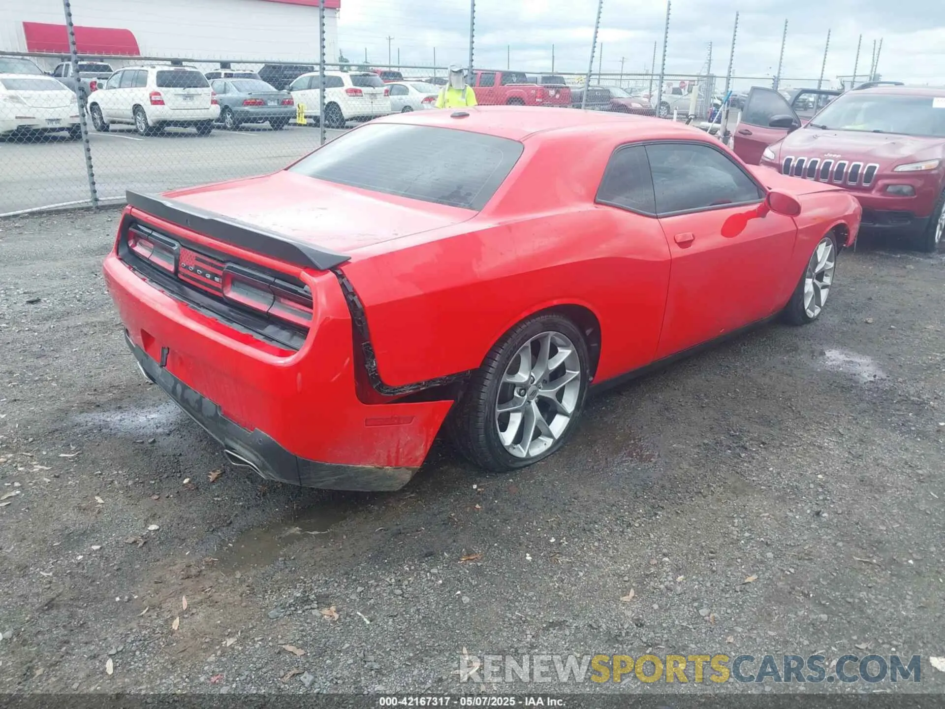 4 Фотография поврежденного автомобиля 2C3CDZJG4PH669142 DODGE CHALLENGER 2023